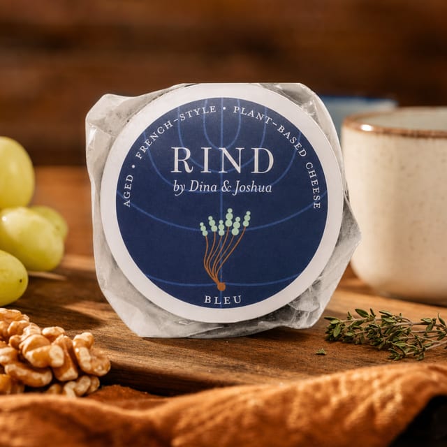 Rind Cheese - Bleu.